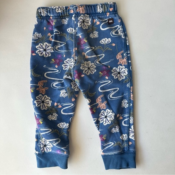 Tea Collection Graphic Joggers - Picture 5 of 6